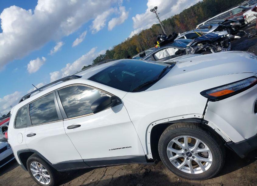 Photo 13 of 2016 Jeep Cherokee SPORT (VIN 1C4PJLAB3GW184306)