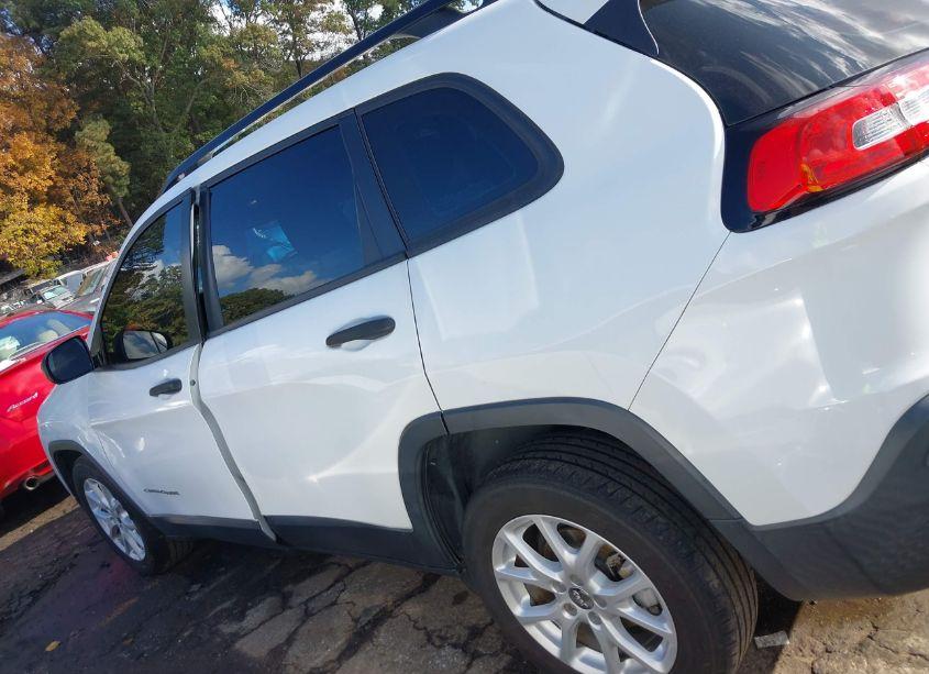 Photo 14 of 2016 Jeep Cherokee SPORT (VIN 1C4PJLAB3GW184306)