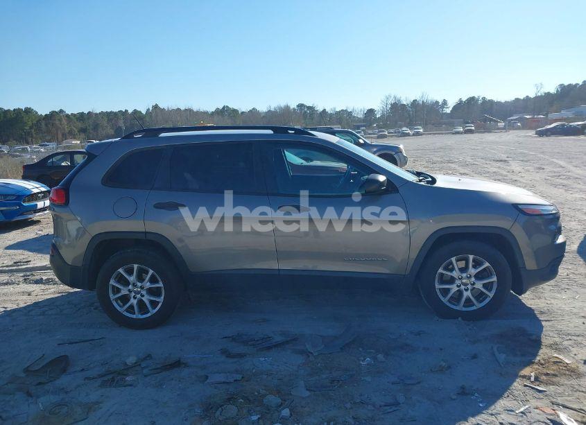 Photo 13 of 2017 Jeep Cherokee SPORT FWD (VIN 1C4PJLAB3HW653413)