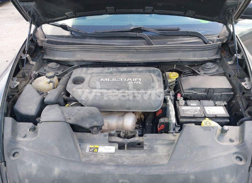 Photo 10 of 2015 Jeep Cherokee SPORT (VIN 1C4PJLAB4FW601978)