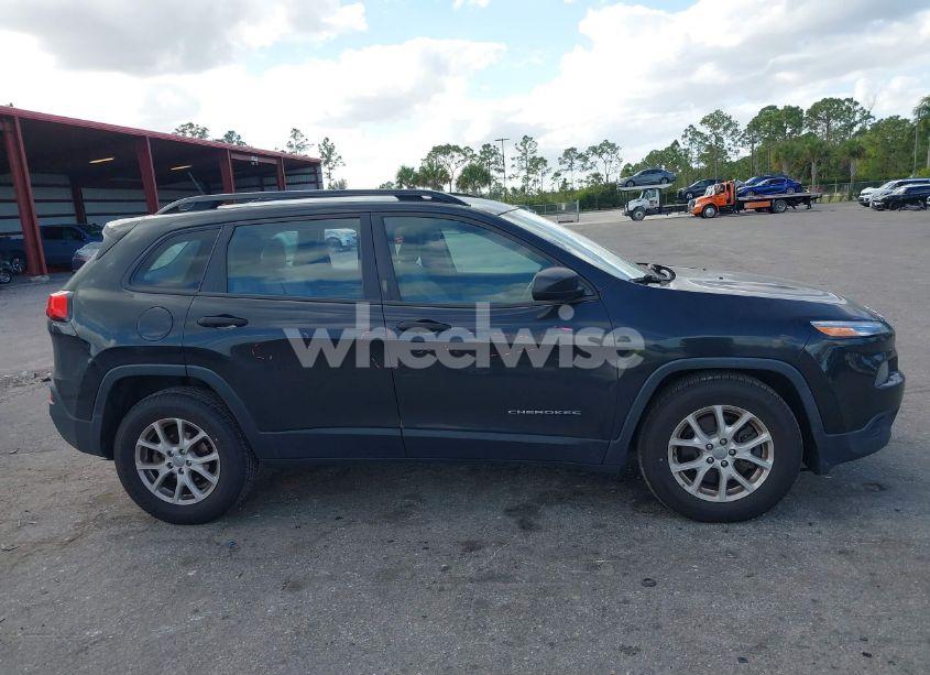 Photo 13 of 2015 Jeep Cherokee SPORT (VIN 1C4PJLAB4FW601978)