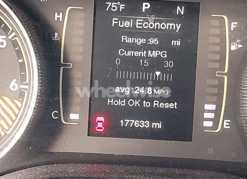 Photo 15 of 2015 Jeep Cherokee SPORT (VIN 1C4PJLAB4FW601978)