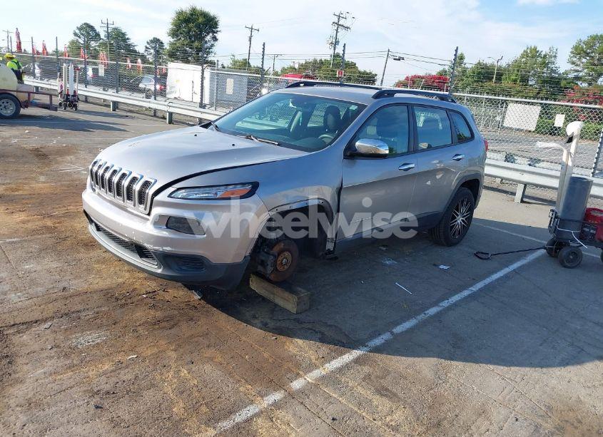 Photo 2 of 2015 Jeep Cherokee SPORT (VIN 1C4PJLAB4FW616612)