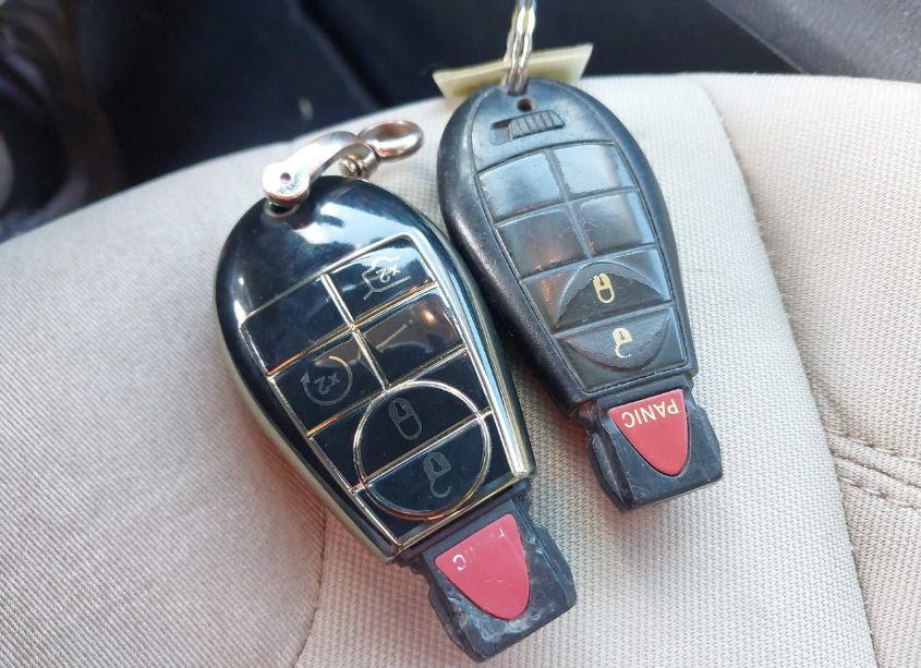 Photo 11 of 2015 Jeep Cherokee SPORT (VIN 1C4PJLAB4FW658049)