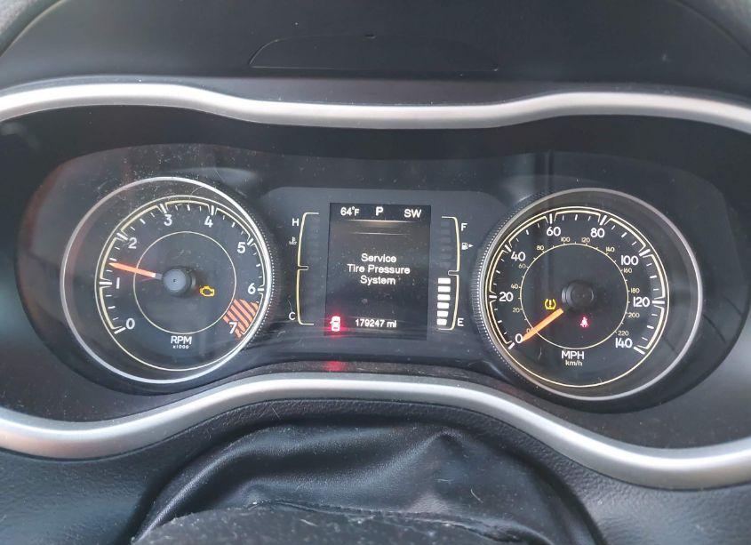 Photo 7 of 2015 Jeep Cherokee SPORT (VIN 1C4PJLAB4FW658049)