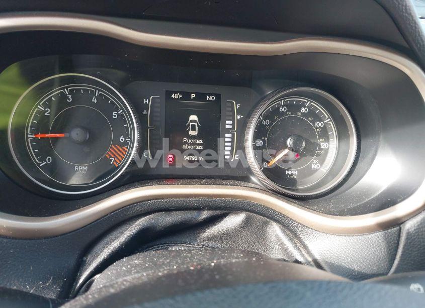 Photo 7 of 2015 Jeep Cherokee SPORT (VIN 1C4PJLAB4FW762251)