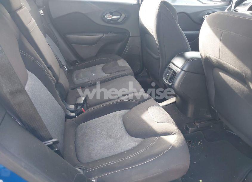 Photo 8 of 2015 Jeep Cherokee SPORT (VIN 1C4PJLAB4FW762251)