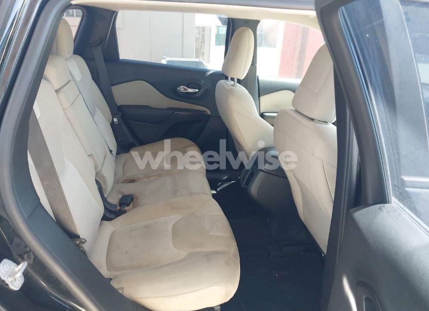 Photo 8 of 2016 Jeep Cherokee SPORT (VIN 1C4PJLAB4GW160774)