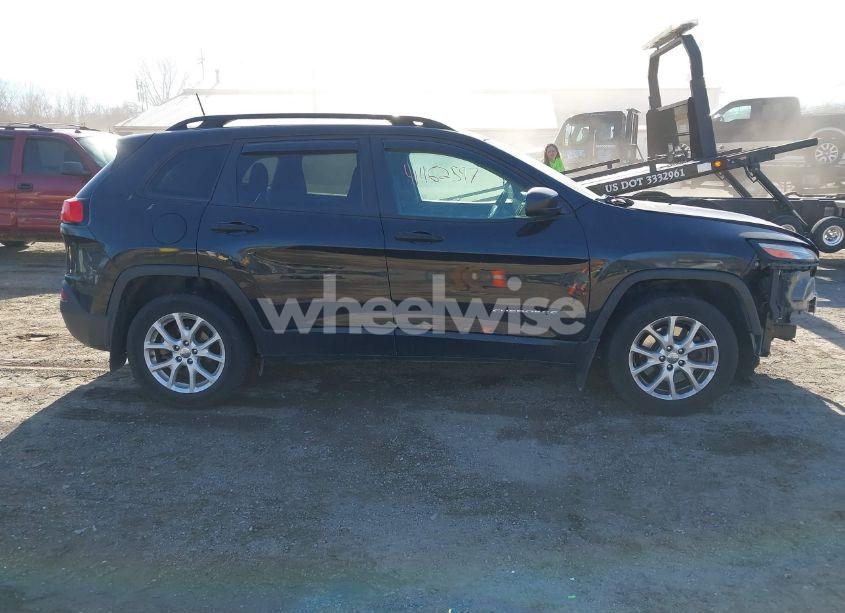 Photo 13 of 2016 Jeep Cherokee SPORT (VIN 1C4PJLAB4GW257103)