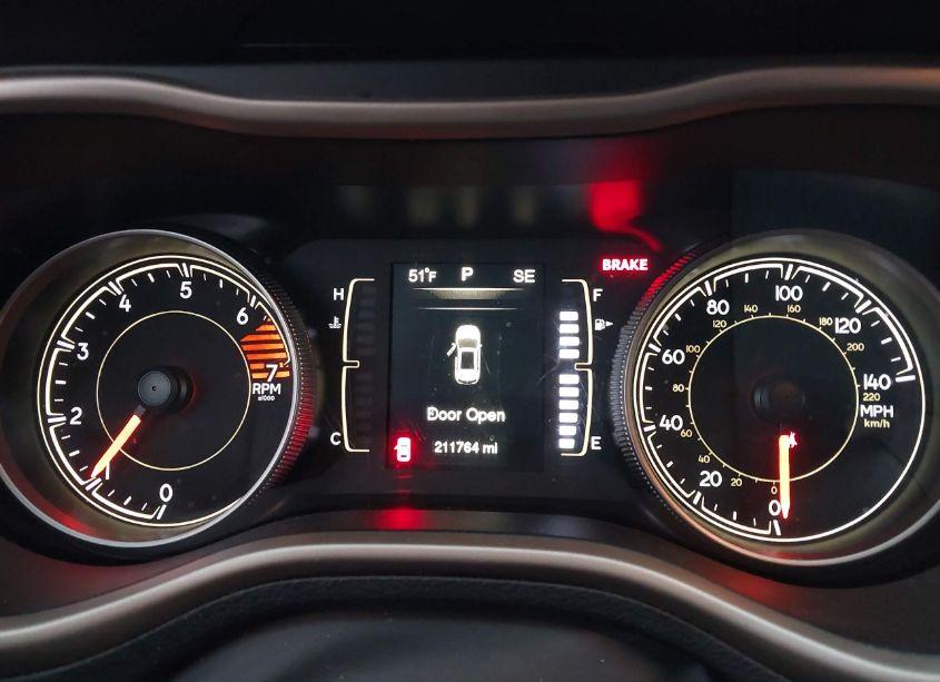 Photo 7 of 2016 Jeep Cherokee SPORT (VIN 1C4PJLAB4GW264214)