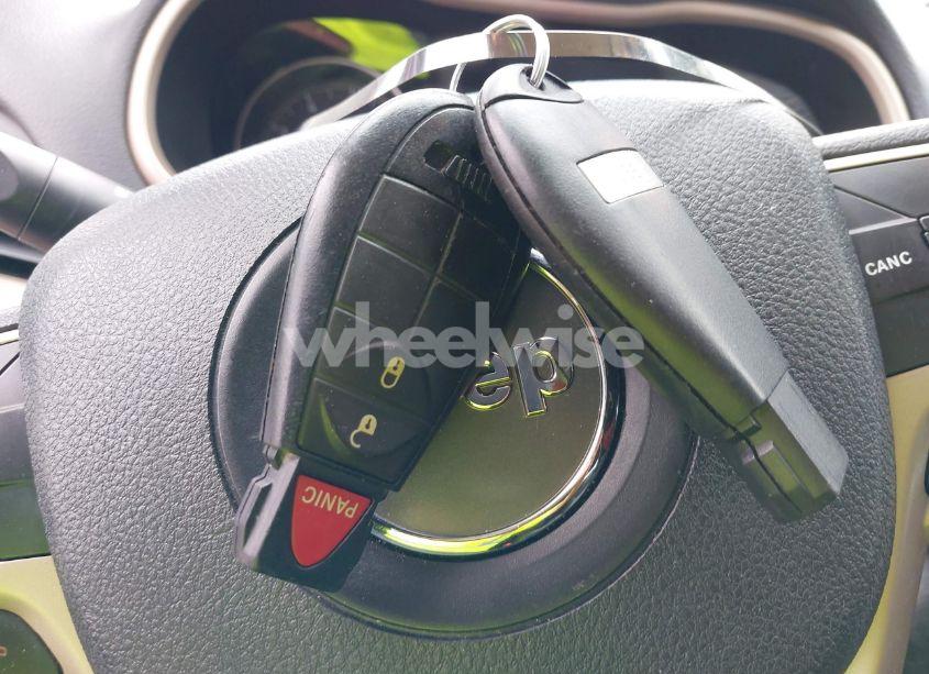 Photo 11 of 2017 Jeep Cherokee SPORT FWD (VIN 1C4PJLAB4HD231162)