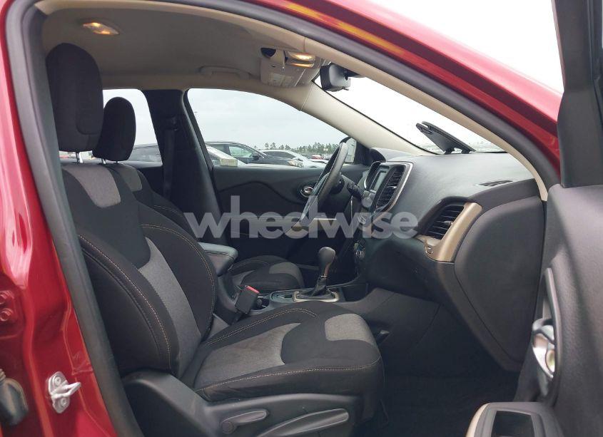 Photo 5 of 2017 Jeep Cherokee SPORT FWD (VIN 1C4PJLAB4HD231162)