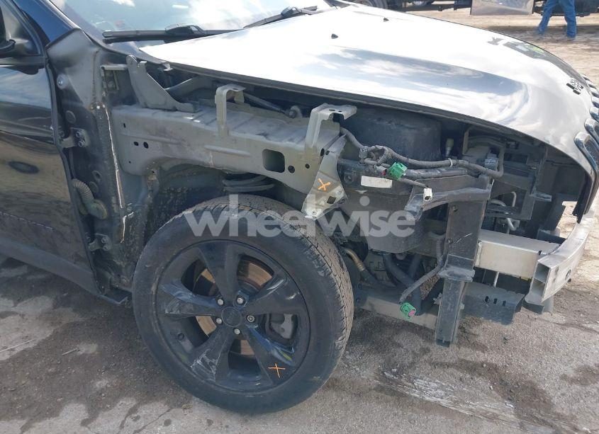 Photo 6 of 2017 Jeep Cherokee ALTITUDE FWD (VIN 1C4PJLAB4HW577149)