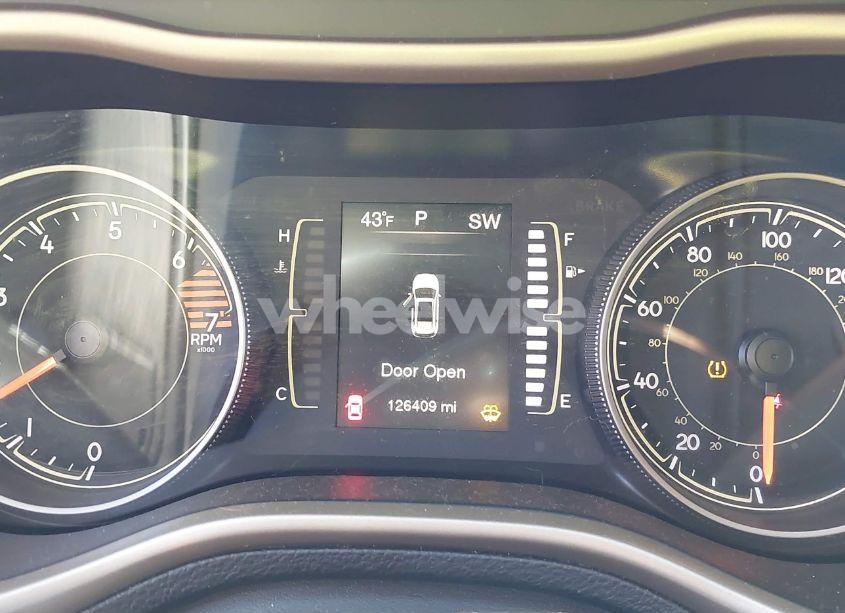 Photo 7 of 2017 Jeep Cherokee ALTITUDE FWD (VIN 1C4PJLAB4HW577233)