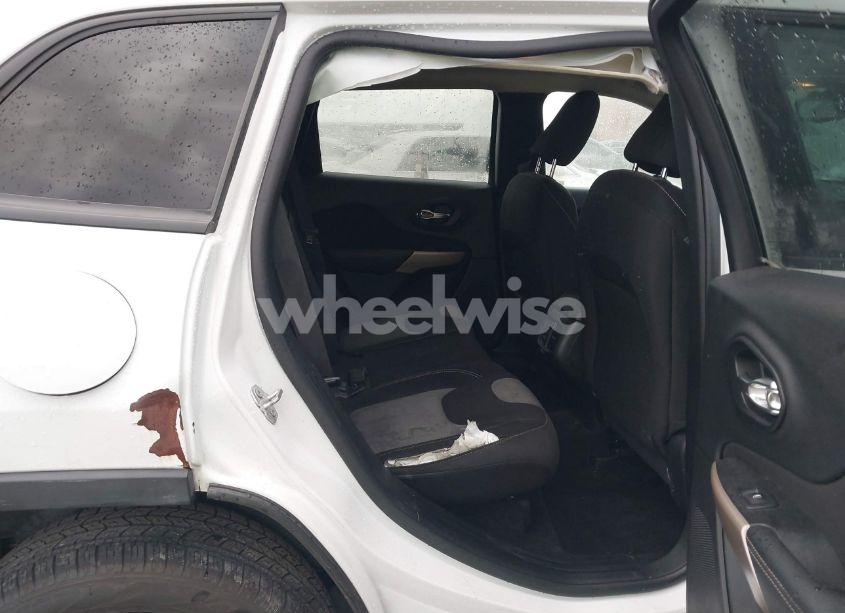 Photo 8 of 2017 Jeep Cherokee ALTITUDE FWD (VIN 1C4PJLAB4HW654649)