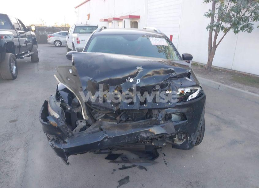 Photo 13 of 2015 Jeep Cherokee SPORT (VIN 1C4PJLAB5FW684059)