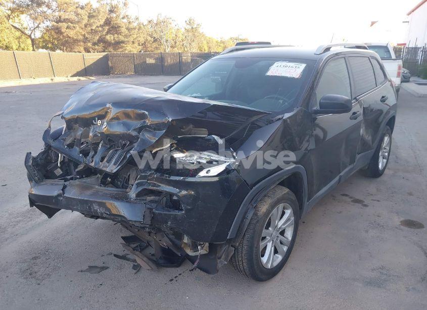 Photo 6 of 2015 Jeep Cherokee SPORT (VIN 1C4PJLAB5FW684059)