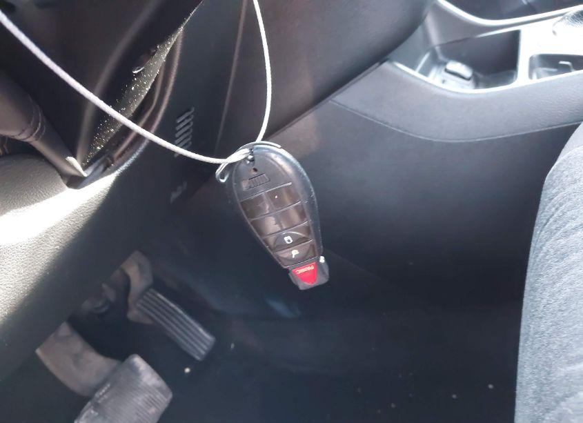 Photo 11 of 2015 Jeep Cherokee SPORT (VIN 1C4PJLAB5FW684241)