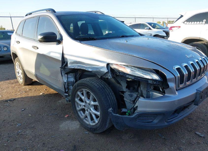 Photo 6 of 2015 Jeep Cherokee SPORT (VIN 1C4PJLAB5FW684241)