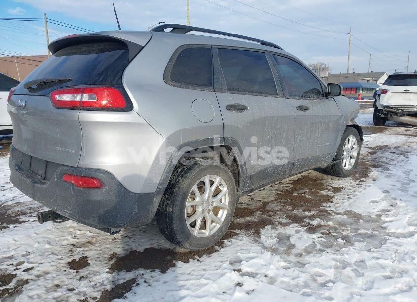 Photo 4 of 2016 Jeep Cherokee SPORT (VIN 1C4PJLAB5GW216804)
