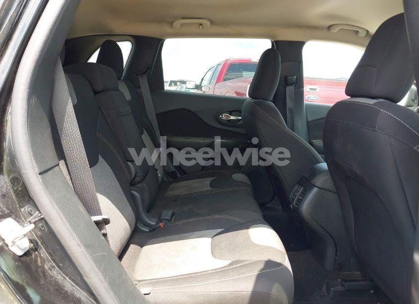 Photo 8 of 2016 Jeep Cherokee SPORT (VIN 1C4PJLAB5GW297349)