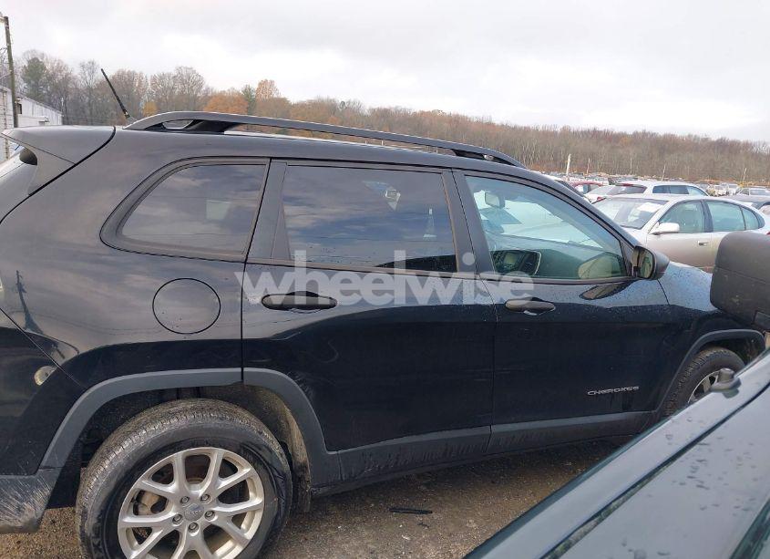 Photo 13 of 2017 Jeep Cherokee SPORT FWD (VIN 1C4PJLAB5HW535508)