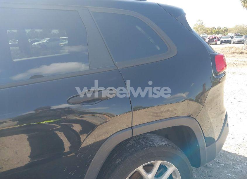 Photo 21 of 2017 Jeep Cherokee SPORT FWD (VIN 1C4PJLAB5HW559579)