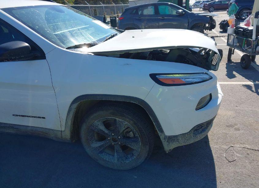 Photo 18 of 2017 Jeep Cherokee ALTITUDE FWD (VIN 1C4PJLAB5HW643644)