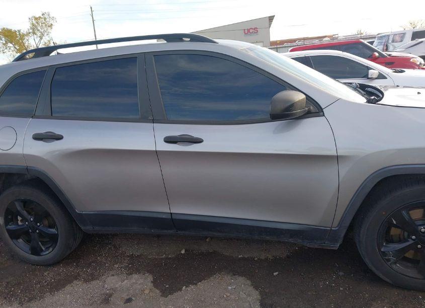 Photo 13 of 2017 Jeep Cherokee ALTITUDE FWD (VIN 1C4PJLAB5HW660606)