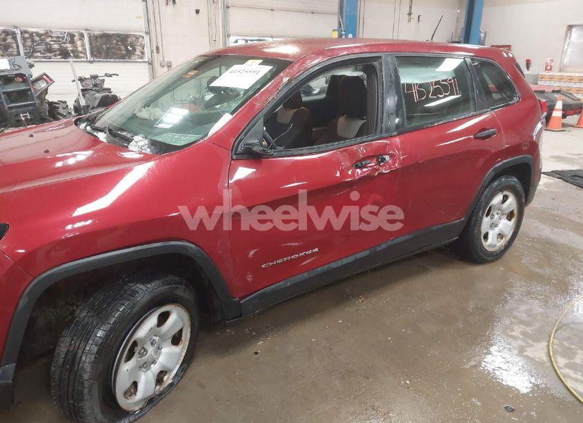 Photo 6 of 2014 Jeep Cherokee SPORT (VIN 1C4PJLAB6EW167447)