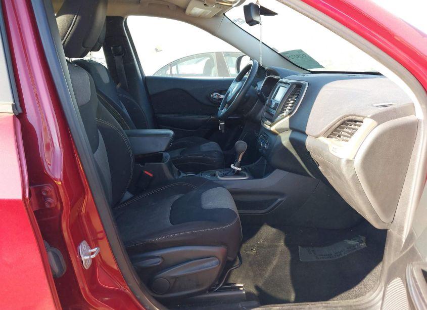 Photo 5 of 2014 Jeep Cherokee SPORT (VIN 1C4PJLAB6EW250084)