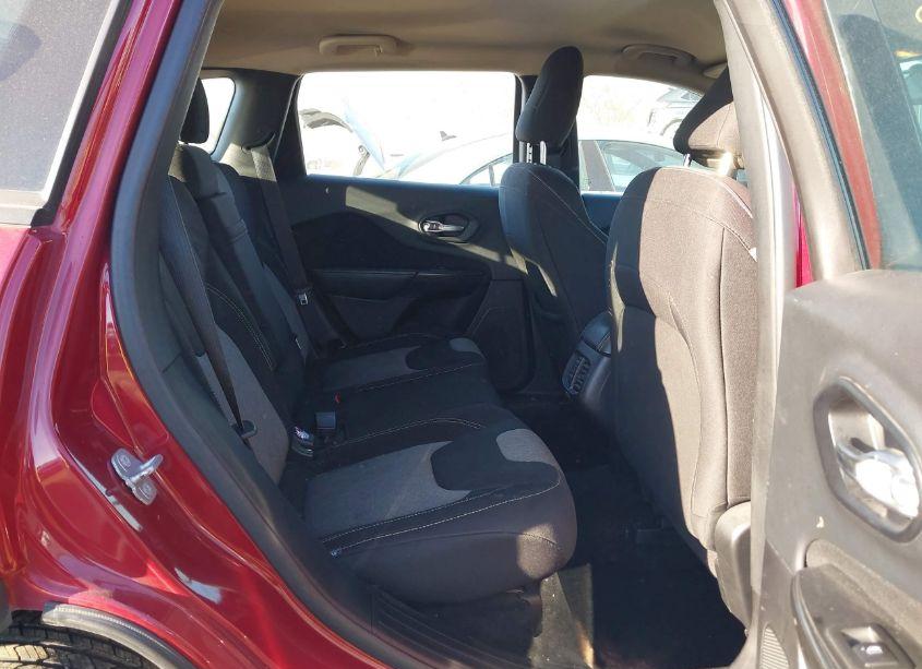 Photo 8 of 2014 Jeep Cherokee SPORT (VIN 1C4PJLAB6EW250084)