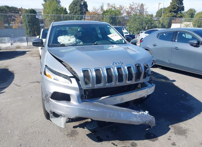 Photo 12 of 2015 Jeep Cherokee SPORT (VIN 1C4PJLAB6FW660840)