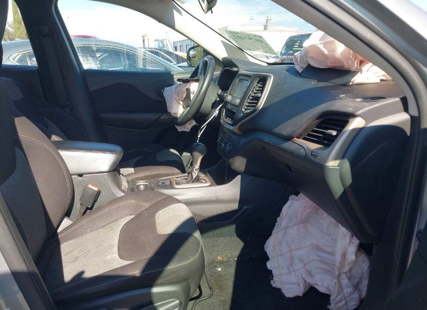 Photo 5 of 2015 Jeep Cherokee SPORT (VIN 1C4PJLAB6FW660840)