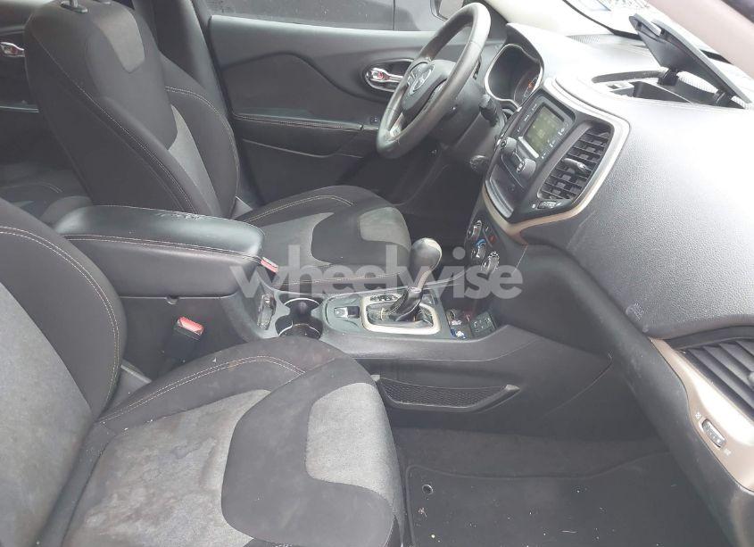 Photo 5 of 2015 Jeep Cherokee SPORT (VIN 1C4PJLAB6FW684202)