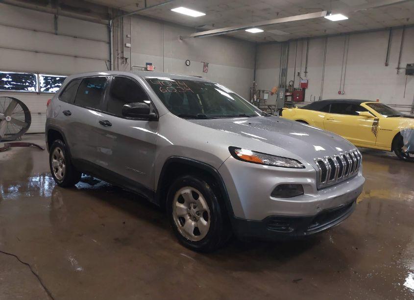 2015 Jeep Cherokee SPORT (VIN 1C4PJLAB6FW731549) main photo