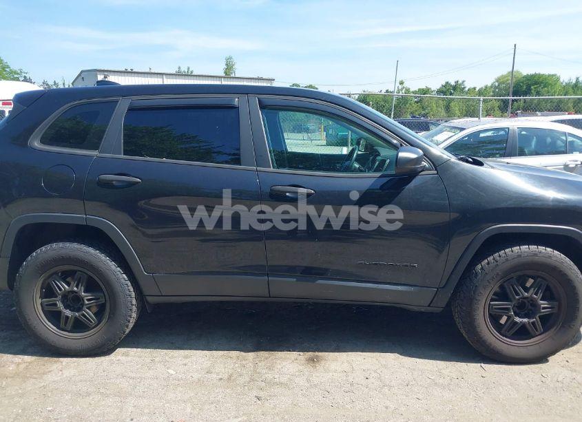Photo 13 of 2016 Jeep Cherokee SPORT (VIN 1C4PJLAB6GW125251)