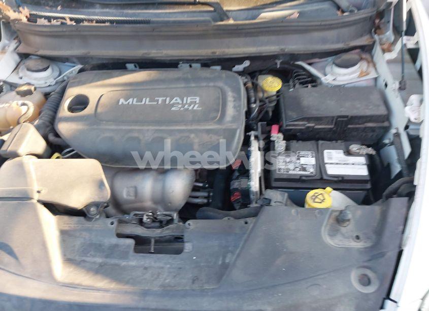 Photo 10 of 2016 Jeep Cherokee SPORT (VIN 1C4PJLAB6GW136220)