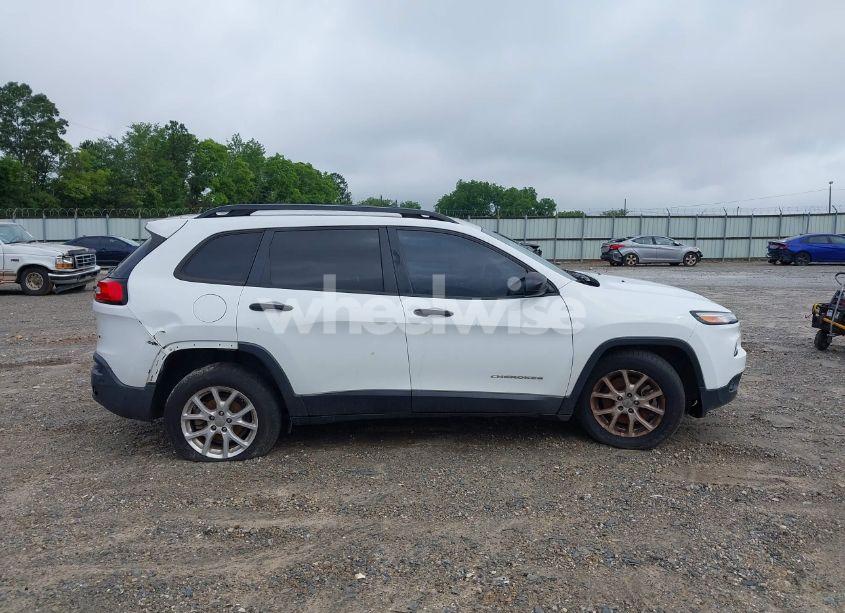 Photo 13 of 2016 Jeep Cherokee SPORT (VIN 1C4PJLAB6GW190729)