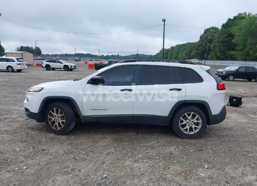 Photo 14 of 2016 Jeep Cherokee SPORT (VIN 1C4PJLAB6GW190729)