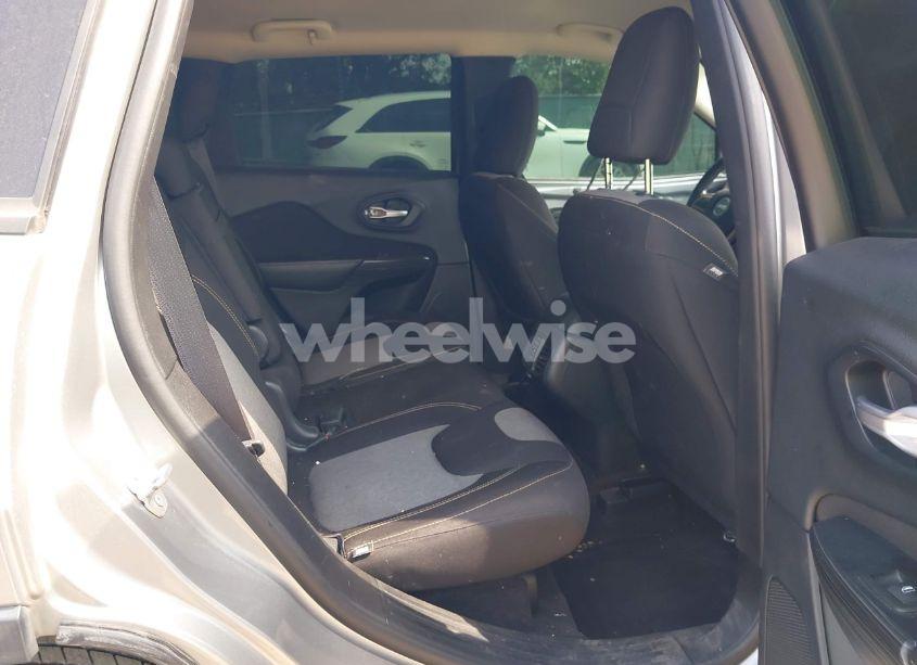 Photo 8 of 2016 Jeep Cherokee ALTITUDE (VIN 1C4PJLAB6GW324543)