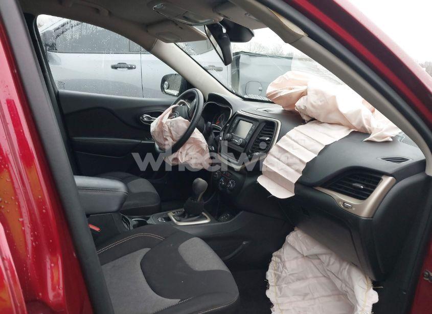 Photo 5 of 2015 Jeep Cherokee SPORT (VIN 1C4PJLAB7FW561279)