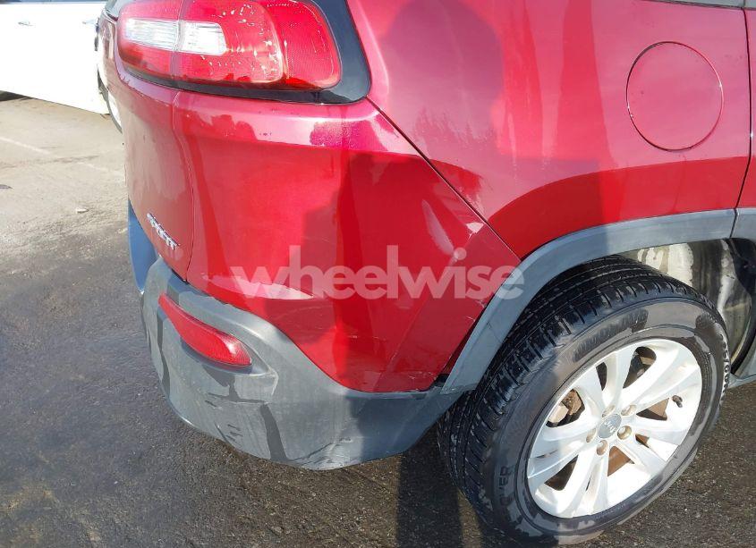 Photo 19 of 2015 Jeep Cherokee SPORT (VIN 1C4PJLAB7FW637356)