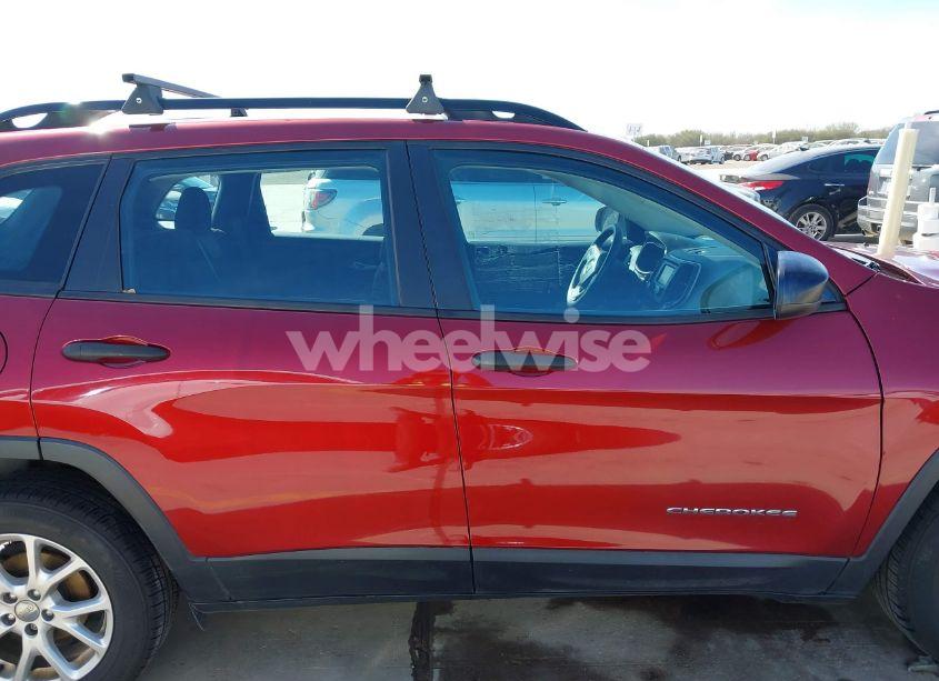 Photo 13 of 2015 Jeep Cherokee SPORT (VIN 1C4PJLAB7FW720785)