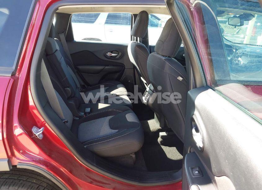 Photo 8 of 2015 Jeep Cherokee SPORT (VIN 1C4PJLAB7FW720785)