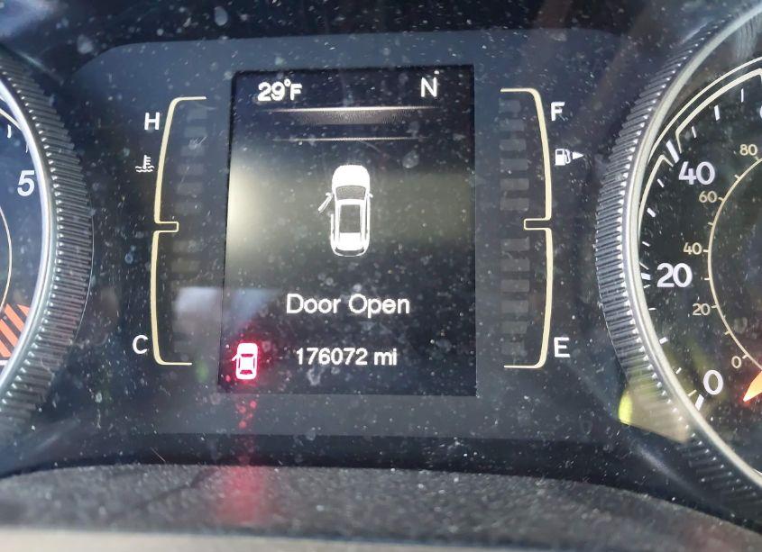 Photo 14 of 2015 Jeep Cherokee SPORT (VIN 1C4PJLAB7FW731236)