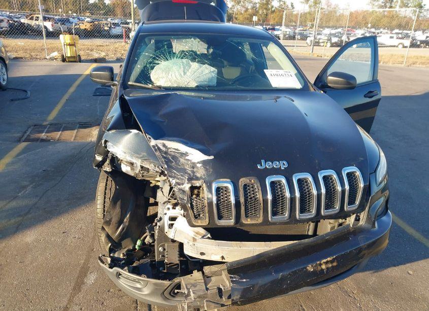 Photo 6 of 2015 Jeep Cherokee SPORT (VIN 1C4PJLAB7FW731236)