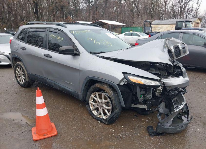 2015 Jeep Cherokee SPORT (VIN 1C4PJLAB7FW761594) main photo