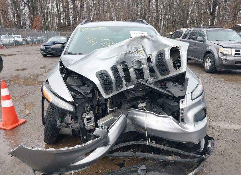 Photo 12 of 2015 Jeep Cherokee SPORT (VIN 1C4PJLAB7FW761594)