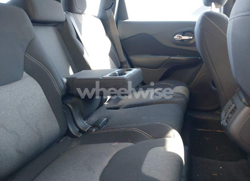 Photo 8 of 2016 Jeep Cherokee SPORT (VIN 1C4PJLAB7GW160610)